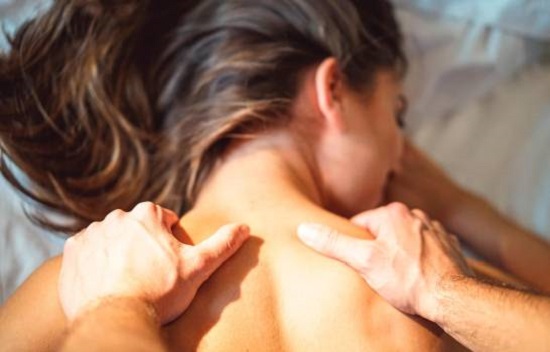 los masajes reducen el nivel de estrs
