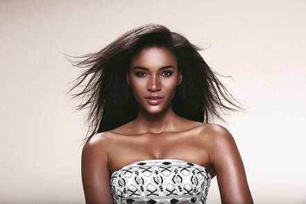 leila lopes